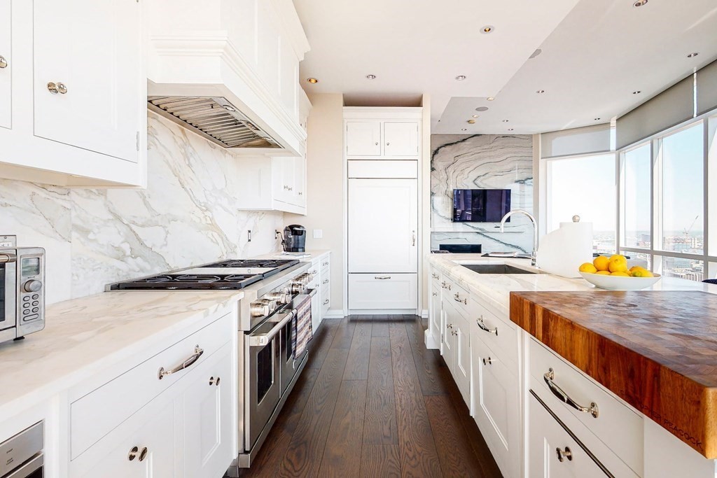 1 Franklin St, Boston, Massachusetts 02110, 3 Bedrooms Bedrooms, 5 Rooms Rooms,3 BathroomsBathrooms,Condominium/co-op,For Sale,Franklin St,73137719