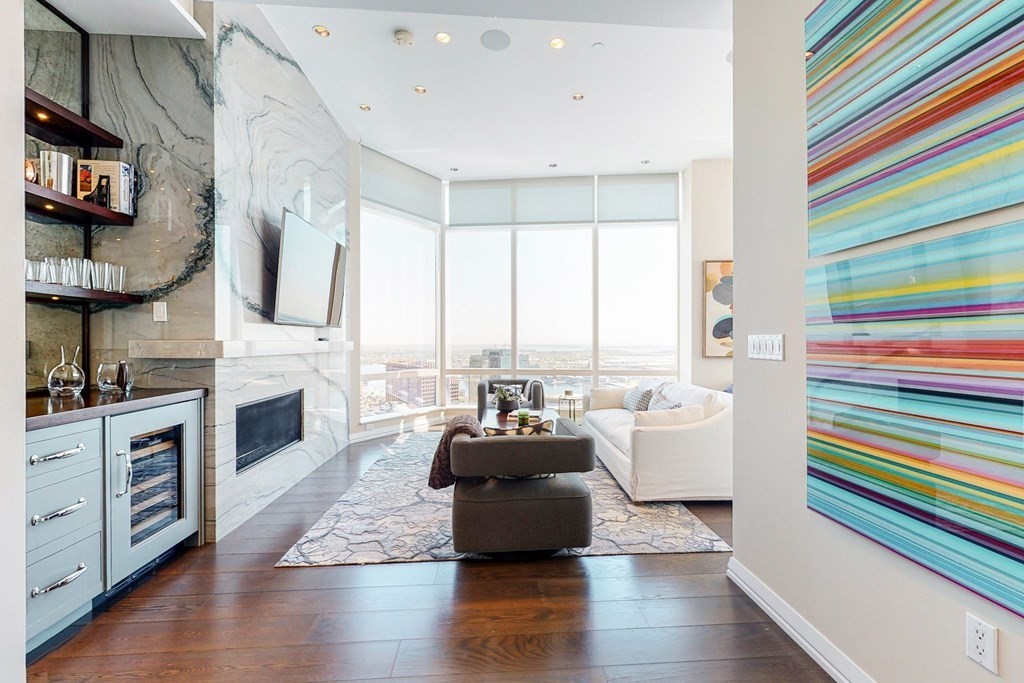 1 Franklin St, Boston, Massachusetts 02110, 3 Bedrooms Bedrooms, 5 Rooms Rooms,3 BathroomsBathrooms,Condominium/co-op,For Sale,Franklin St,73137719