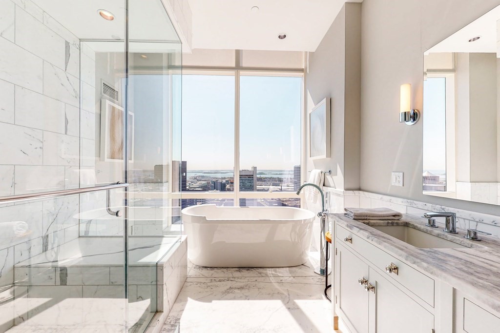 1 Franklin St, Boston, Massachusetts 02110, 3 Bedrooms Bedrooms, 5 Rooms Rooms,3 BathroomsBathrooms,Condominium/co-op,For Sale,Franklin St,73137719