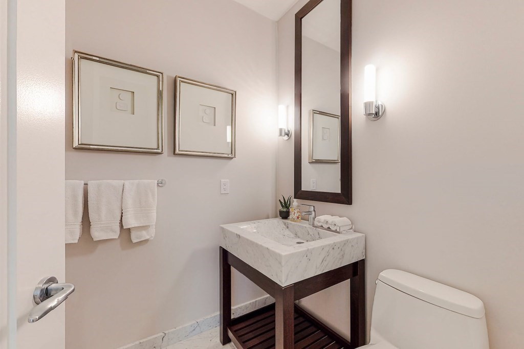 1 Franklin St, Boston, Massachusetts 02110, 3 Bedrooms Bedrooms, 5 Rooms Rooms,3 BathroomsBathrooms,Condominium/co-op,For Sale,Franklin St,73137719