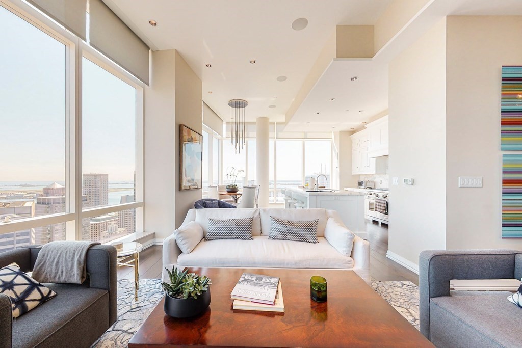 1 Franklin St, Boston, Massachusetts 02110, 3 Bedrooms Bedrooms, 5 Rooms Rooms,3 BathroomsBathrooms,Condominium/co-op,For Sale,Franklin St,73137719