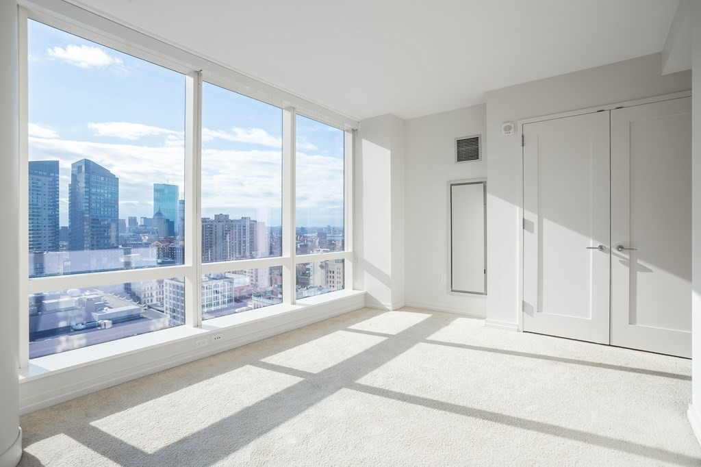 1 Franklin, Boston, Massachusetts 02110, 2 Bedrooms Bedrooms, 4 Rooms Rooms,2 BathroomsBathrooms,Residential Rental,For Lease,Franklin,73141616