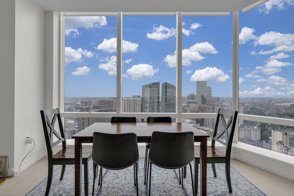 1 Franklin St, Boston, Massachusetts 02110, 2 Bedrooms Bedrooms, 5 Rooms Rooms,2 BathroomsBathrooms,Residential Rental,For Lease,Franklin St,73146511