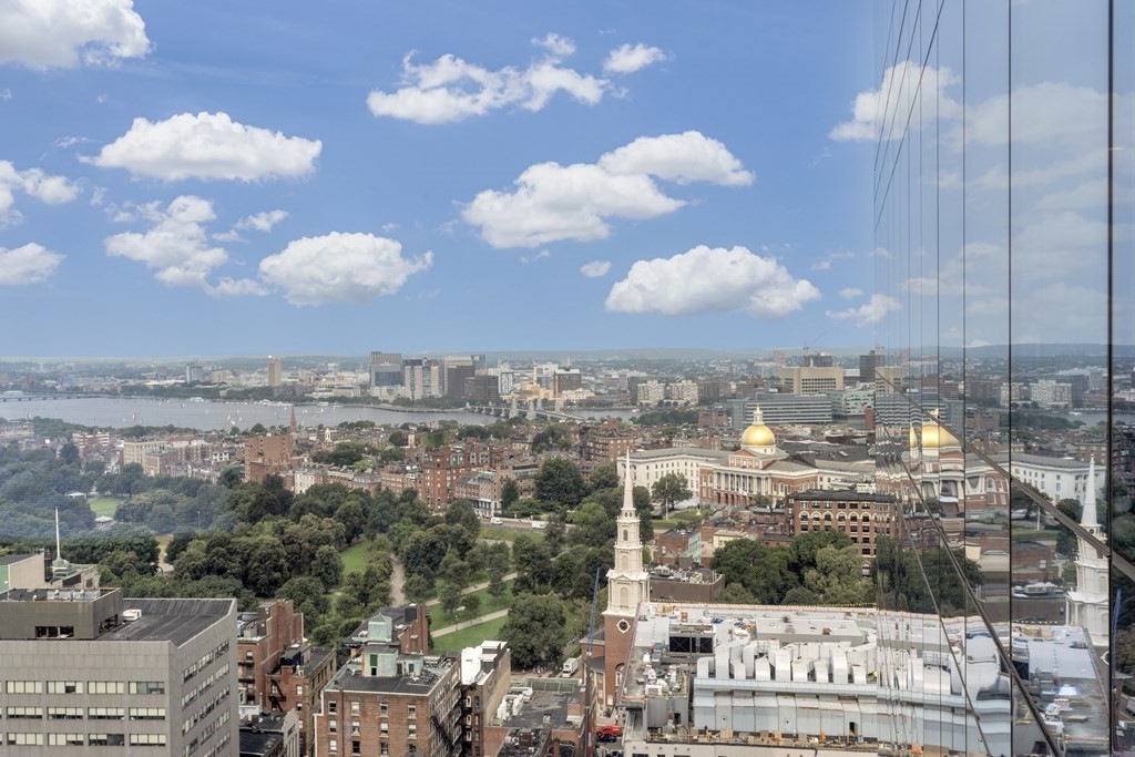 1 Franklin St, Boston, Massachusetts 02110, 2 Bedrooms Bedrooms, 5 Rooms Rooms,2 BathroomsBathrooms,Residential Rental,For Lease,Franklin St,73146511
