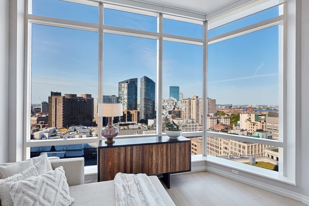 1 Franklin St, Boston, Massachusetts 02110, 1 Bedroom Bedrooms, 3 Rooms Rooms,1 BathroomBathrooms,Residential Rental,For Lease,Franklin St,73148203