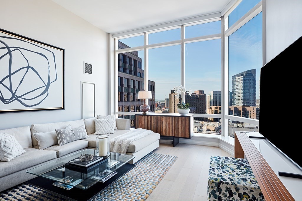 1 Franklin St, Boston, Massachusetts 02110, 1 Bedroom Bedrooms, 3 Rooms Rooms,1 BathroomBathrooms,Residential Rental,For Lease,Franklin St,73148203